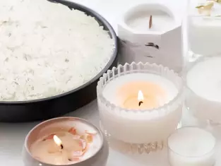 scented candles, velas aromaticas com cera em escamas